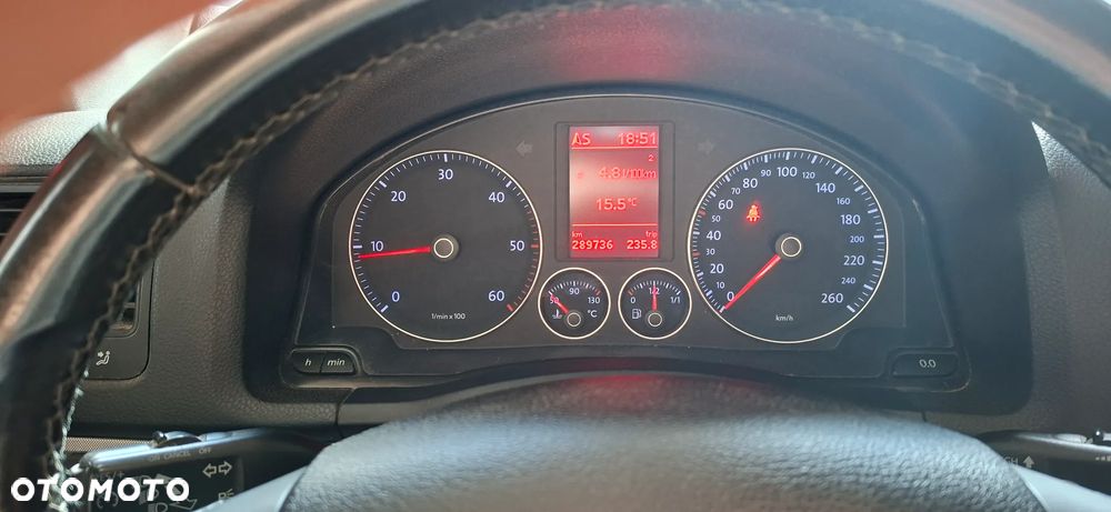Volkswagen Golf - 15