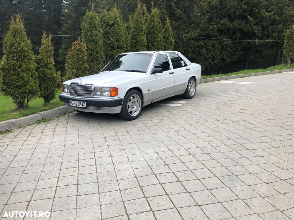 Mercedes-Benz 190 - 8