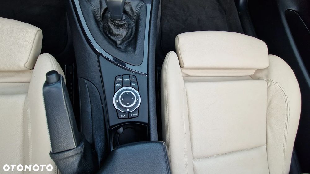 BMW Seria 1 120d Cabrio Edition Sport - 26