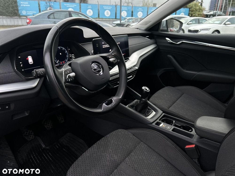 Skoda Octavia 1.5 TSI ACT Style - 9