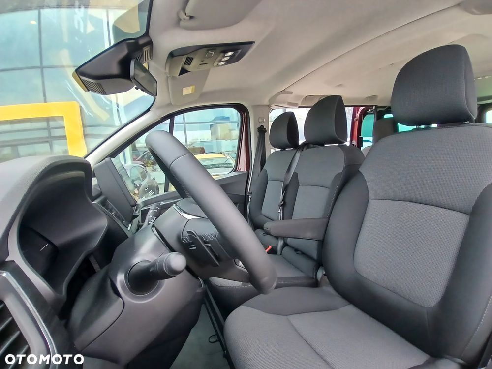 Renault Trafic - 12
