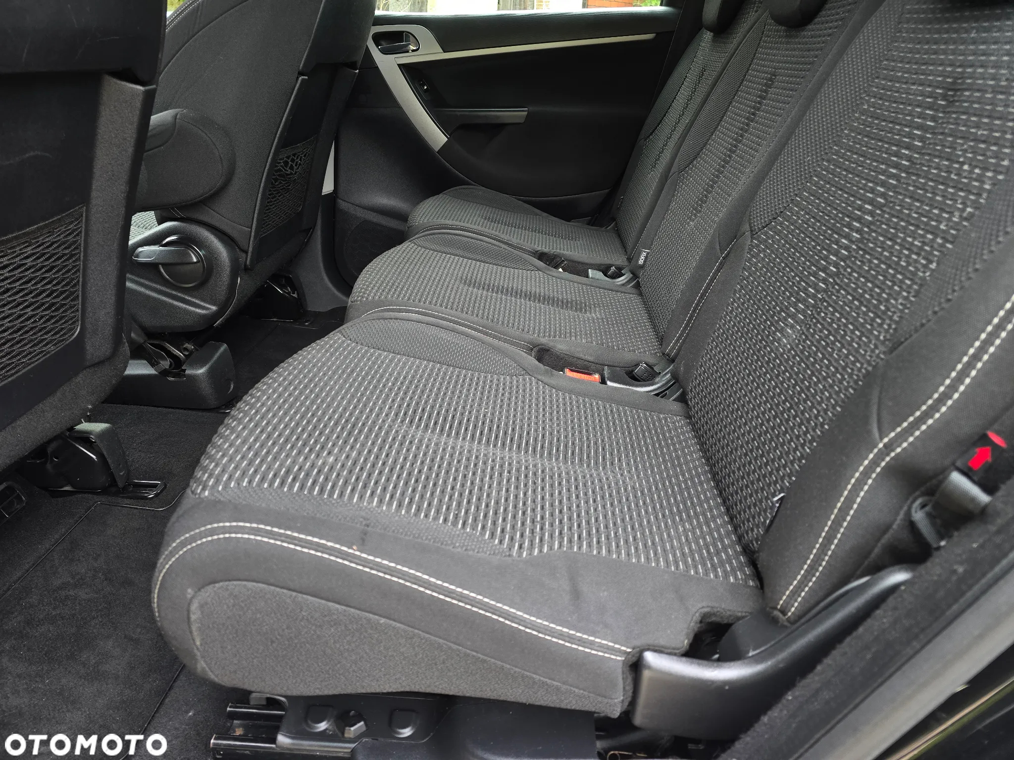 Citroën C4 Picasso e-HDi 110 FAP EGS6 Business Class - 23