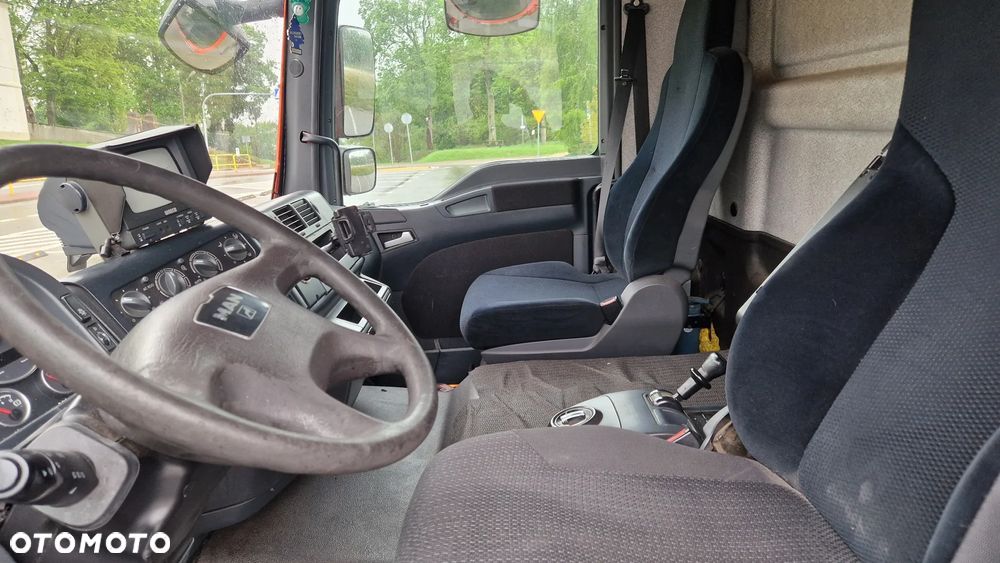 MAN TGL 12.220 Bok otwierany z Niemiec - 25