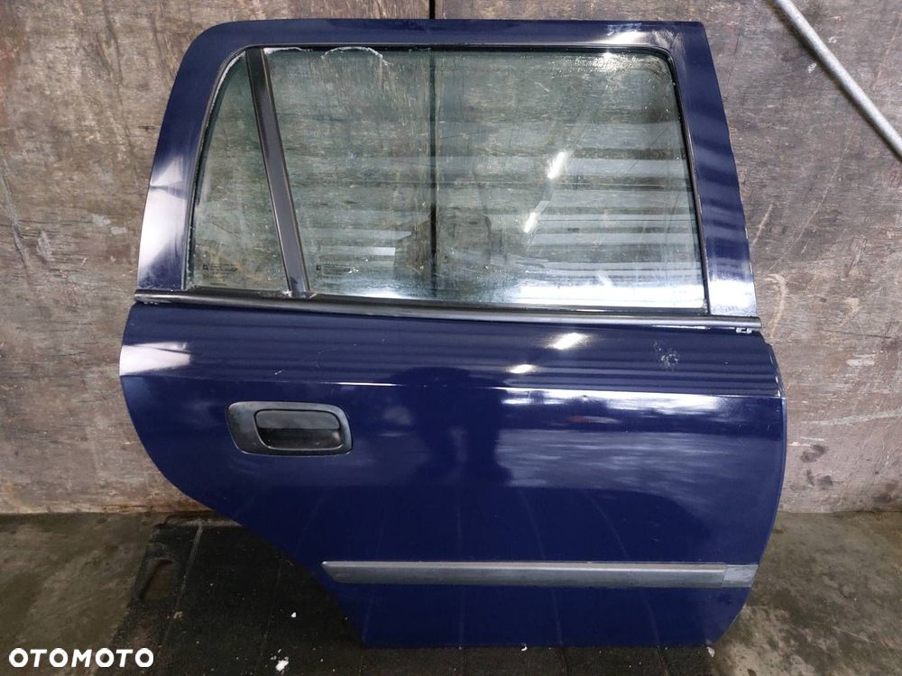 DRZWI KOMPLETNE PRAWY TYŁ ASTRA G Y269 KOMBI - 1