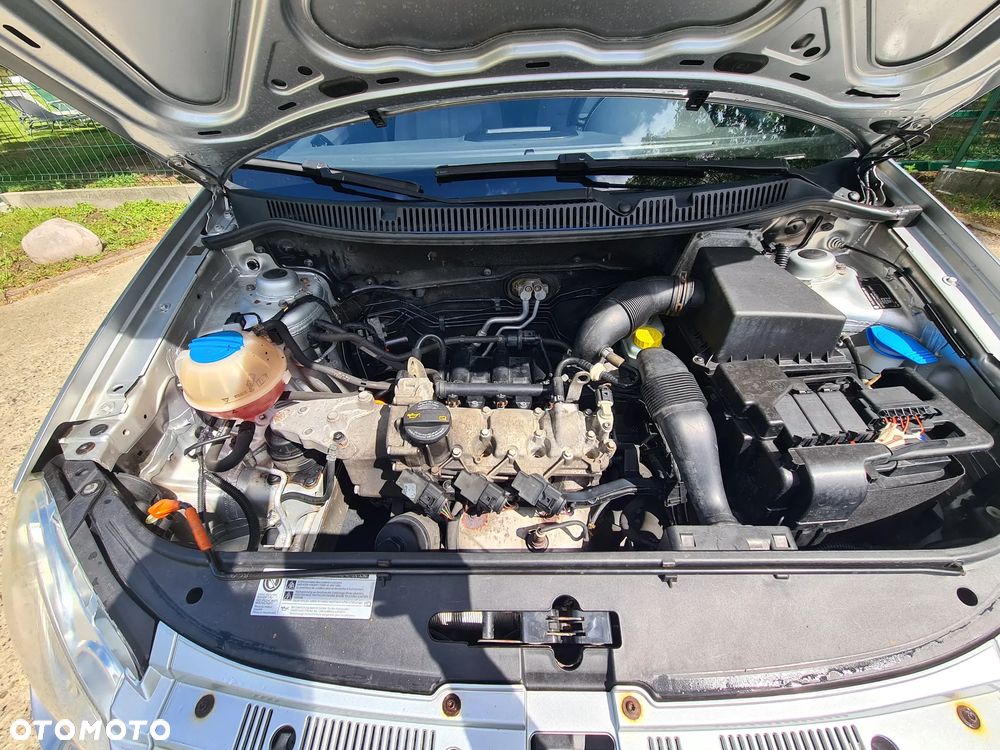 Volkswagen Polo - 12