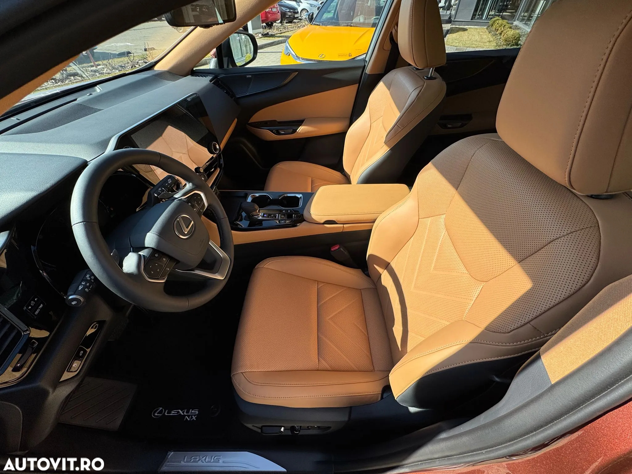 Lexus Seria NX 450h+ AWD CVT PHEV Luxury - 26