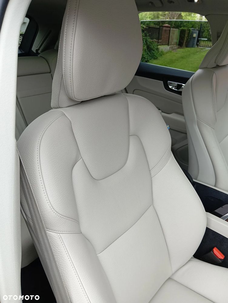 Volvo XC 60 T5 Geartronic Momentum - 4