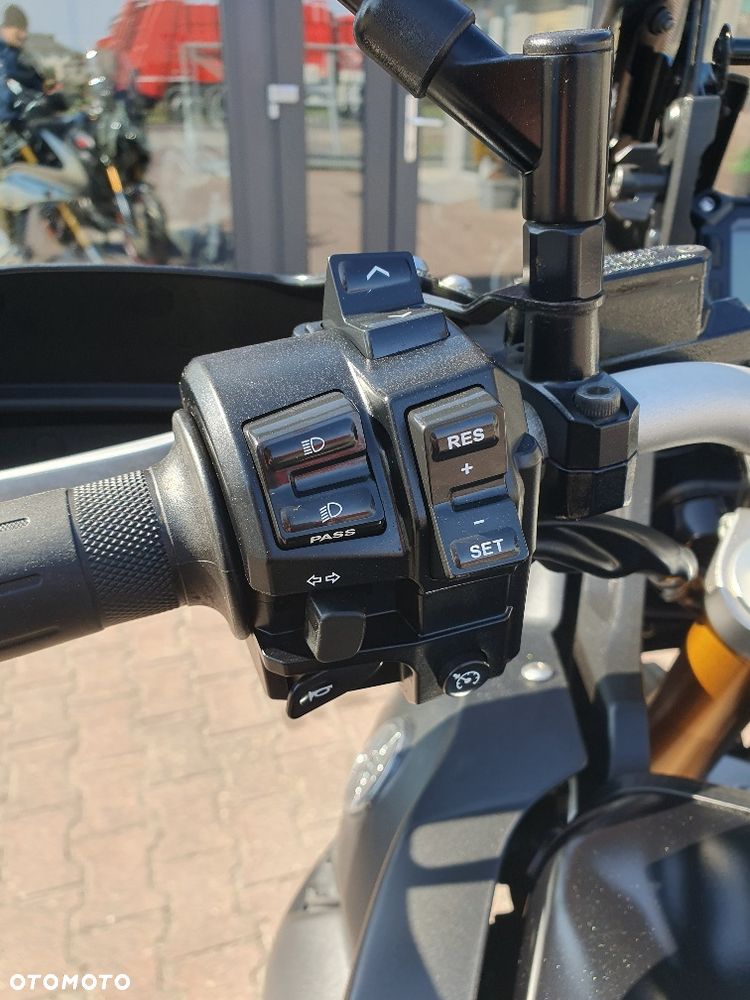 Yamaha Super Tenere - 17