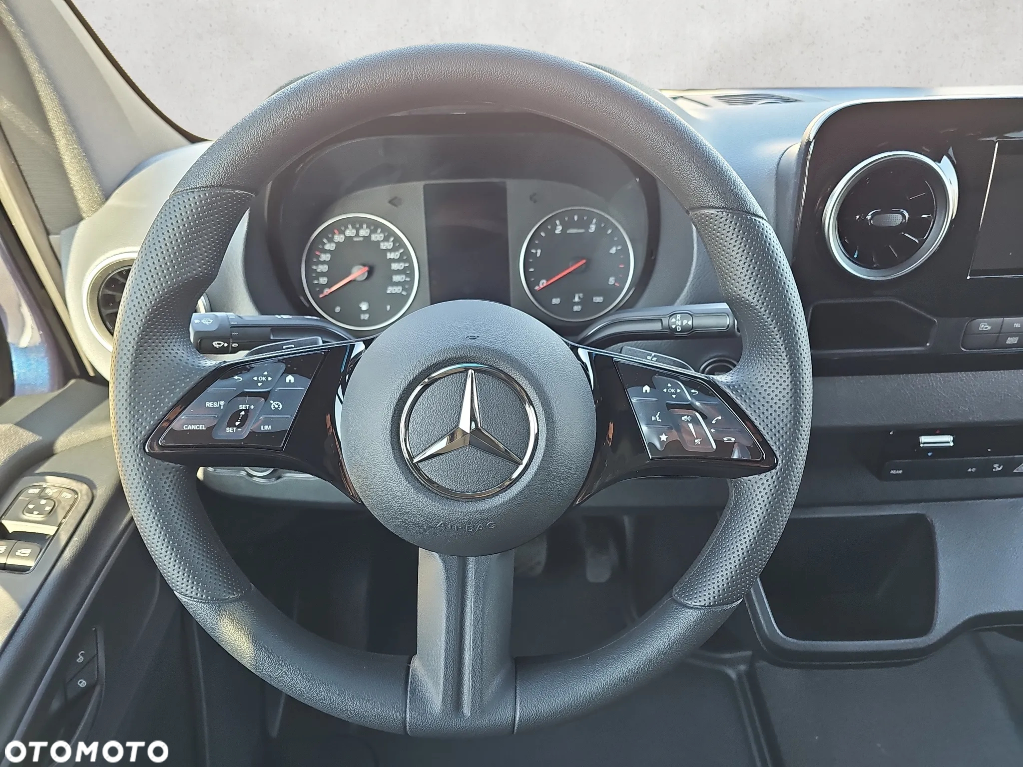 Mercedes-Benz Sprinter Tourer 317 CDI - 16