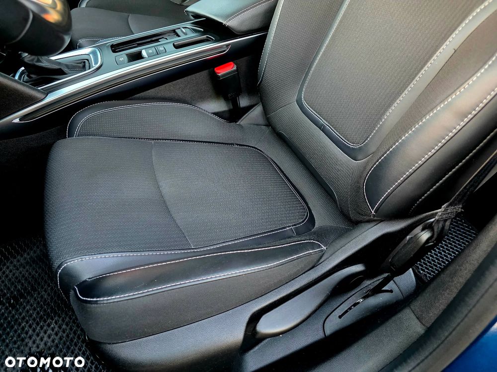 Renault Megane 1.3 TCe Intens EDC - 14