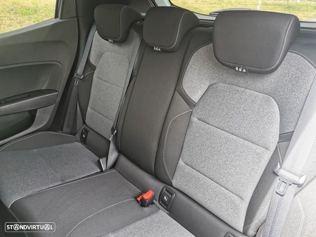 Renault Clio 1.0 TCe Evolution Bi-Fuel - 21