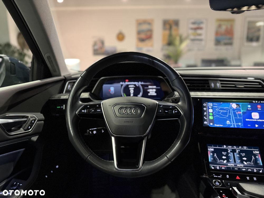 Audi e-tron 55 Quattro S Line - 16