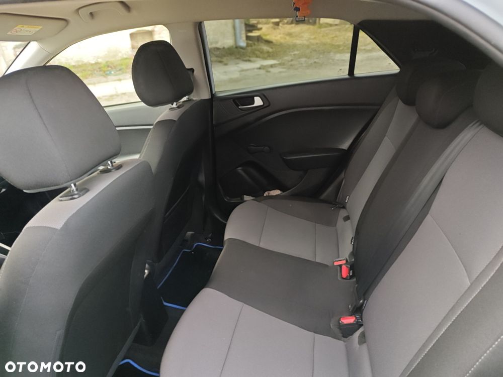 Hyundai i20 1.2 Comfort - 26