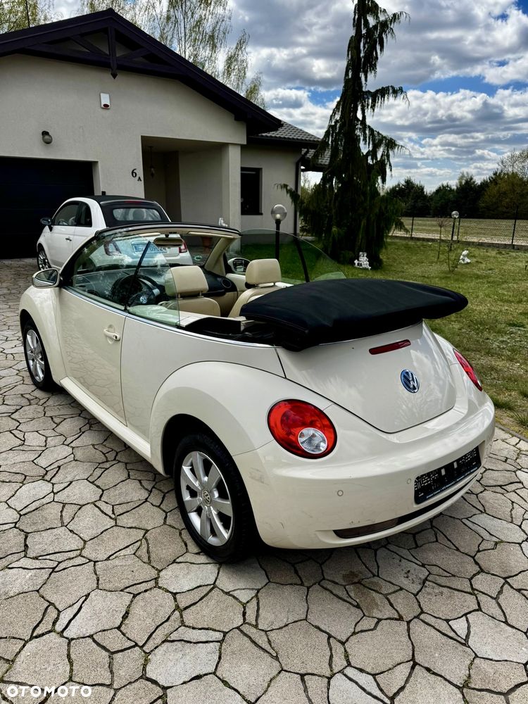 Volkswagen New Beetle 1.8 - 6