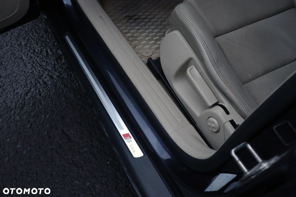 Audi A6 Avant - 25