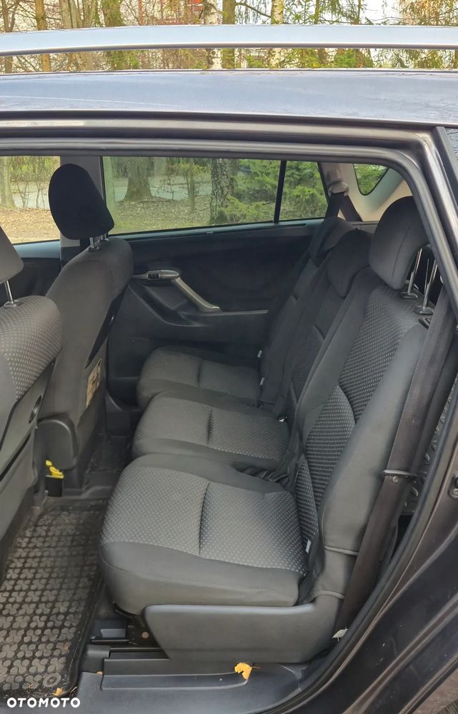 Toyota Verso 2.0 D-4D - 7