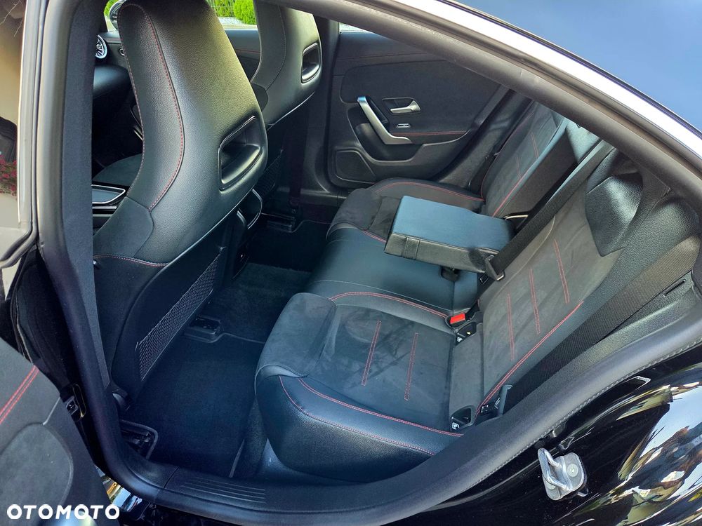 Mercedes-Benz CLA - 11