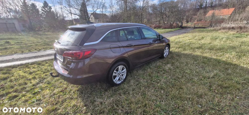 Opel Astra 1.4 Turbo Innovation - 12