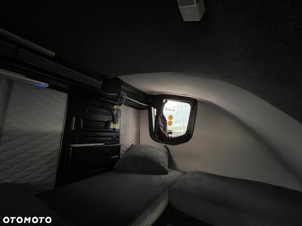 Iveco OSTATNI DOSTĘPNY OD RĘKI!!!TWOJA PRZEWAGA ZACZYNA SIĘ JUŻ DZIŚ,MOCNY GRACZ ZBUDOWANY DO CIĘŻKIEJ PRACY,KOMFORT W TRASIE,ZYSK W BIZNESIE - 25