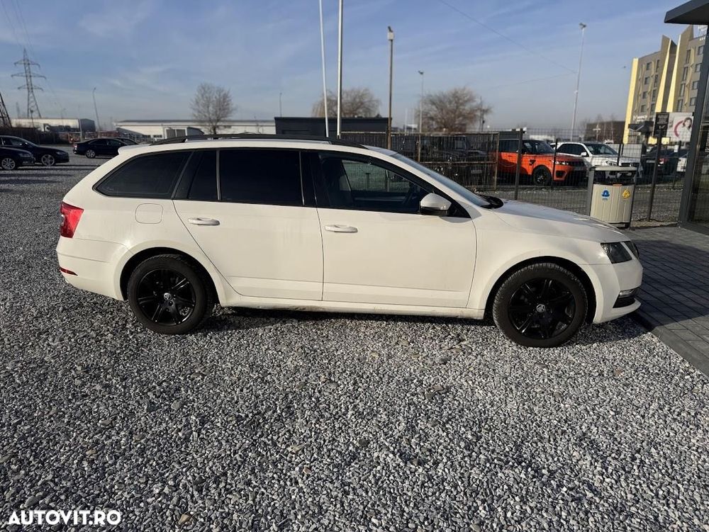 Skoda Octavia - 6