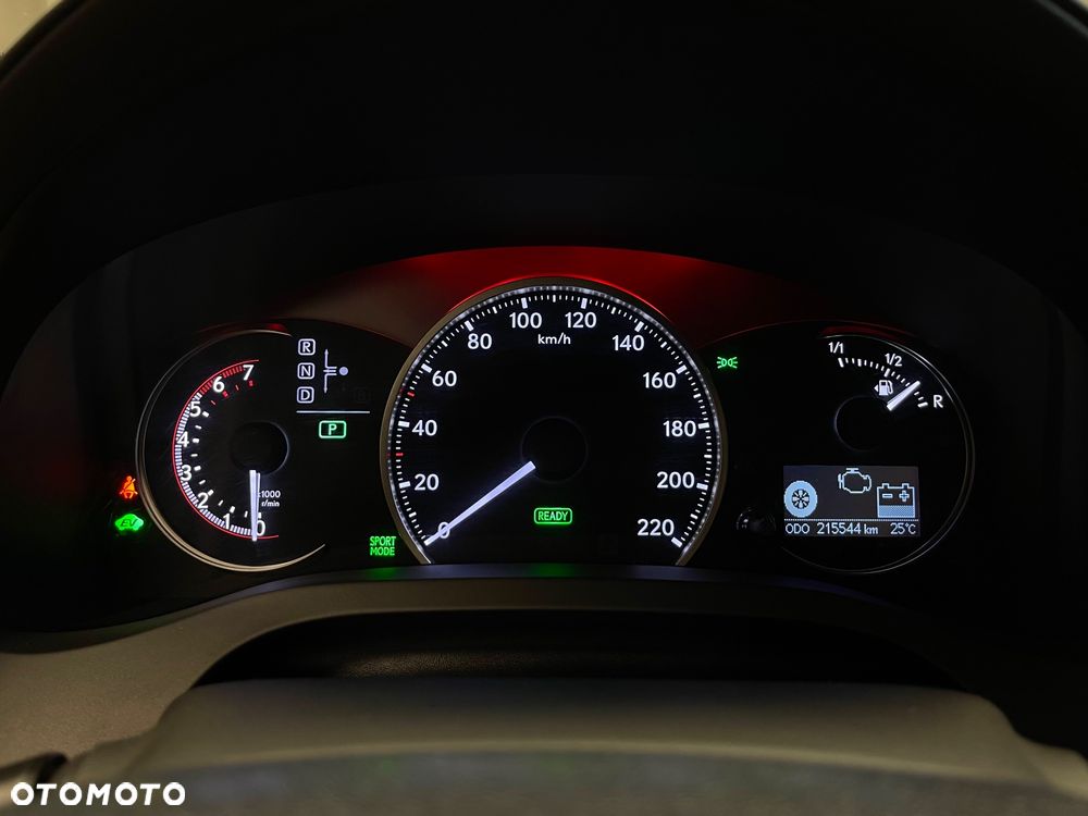Lexus CT 200h Elegance - 16