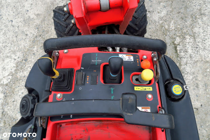 Ditch Witch Zahn R300 - 13