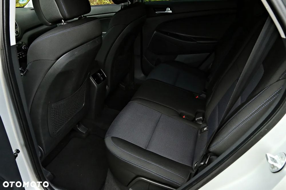 Hyundai Tucson 1.7 CRDI BlueDrive GO 2WD - 31