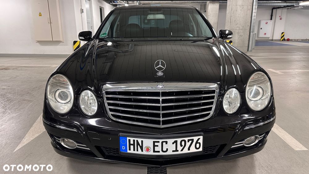 Mercedes-Benz Klasa E 350 4Matic Avantgarde Sport Edition - 9
