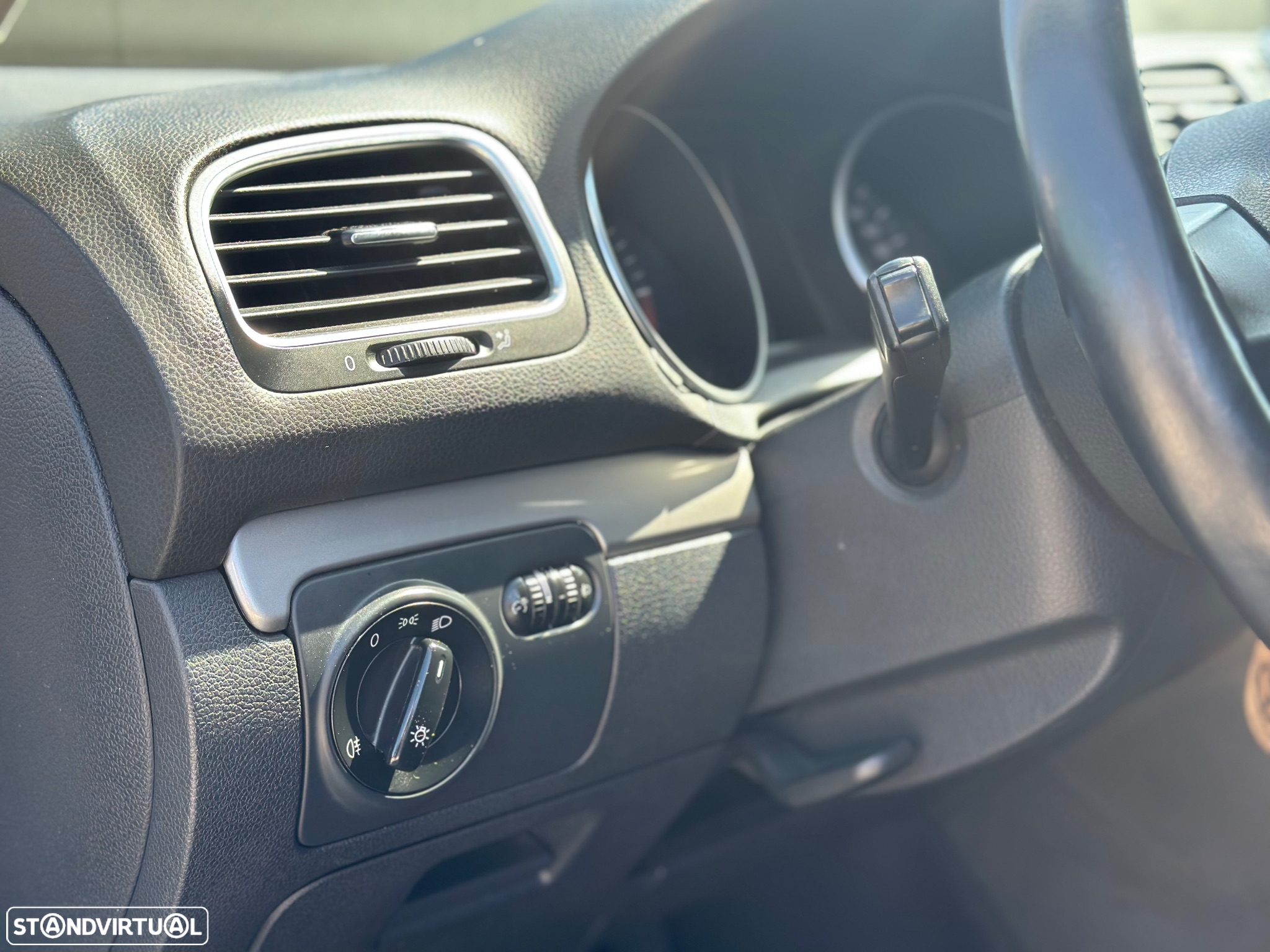 VW Golf 1.6 TDi Trendline - 18