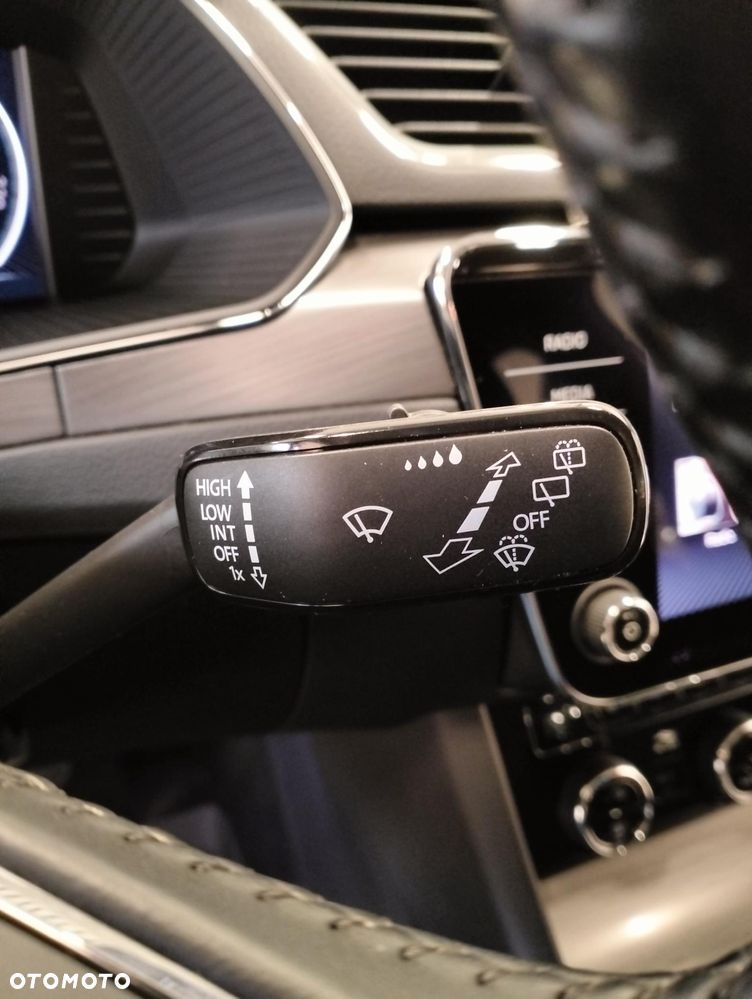 Skoda Superb 2.0 TDI SCR 4x4 Style DSG - 12