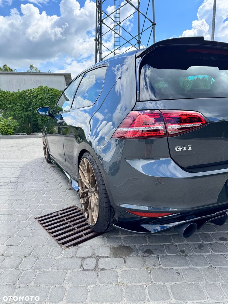 Volkswagen Golf 2.0 TSI BMT GTI Performance - 6
