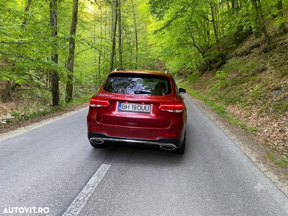 Mercedes-Benz GLC - 9