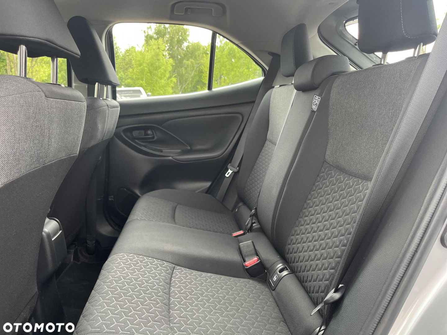 Toyota Yaris Cross Hybrid 1.5 Comfort 4x4 - 21
