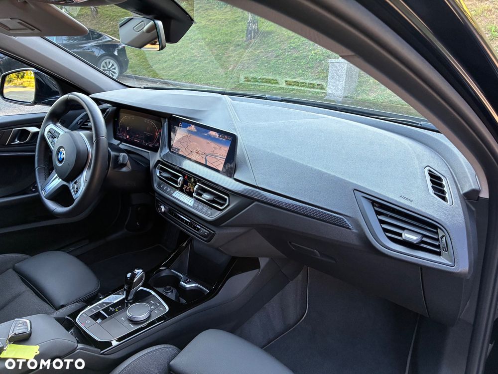 BMW Seria 1 118i GPF Sport Line Shadow - 11