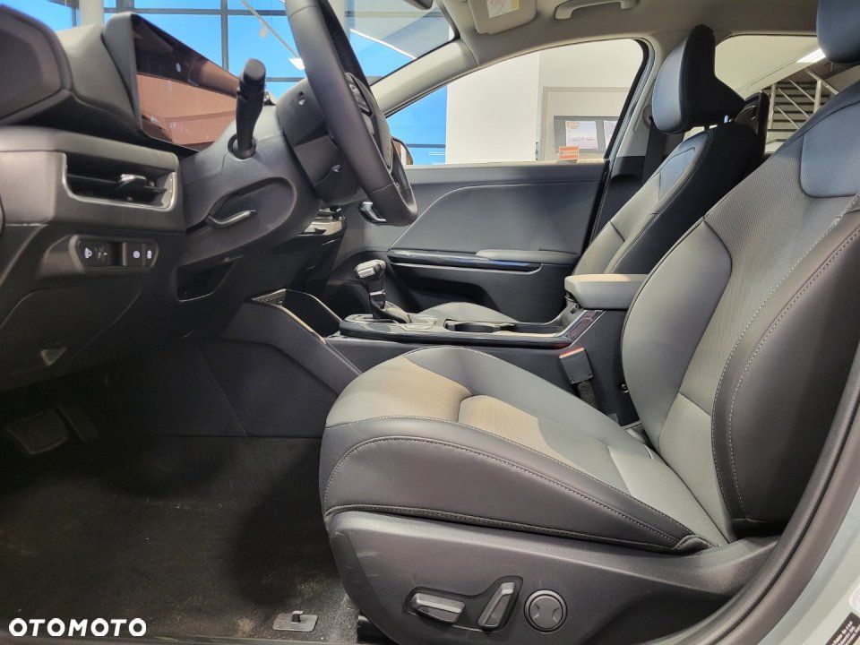 Kia K4 - 28