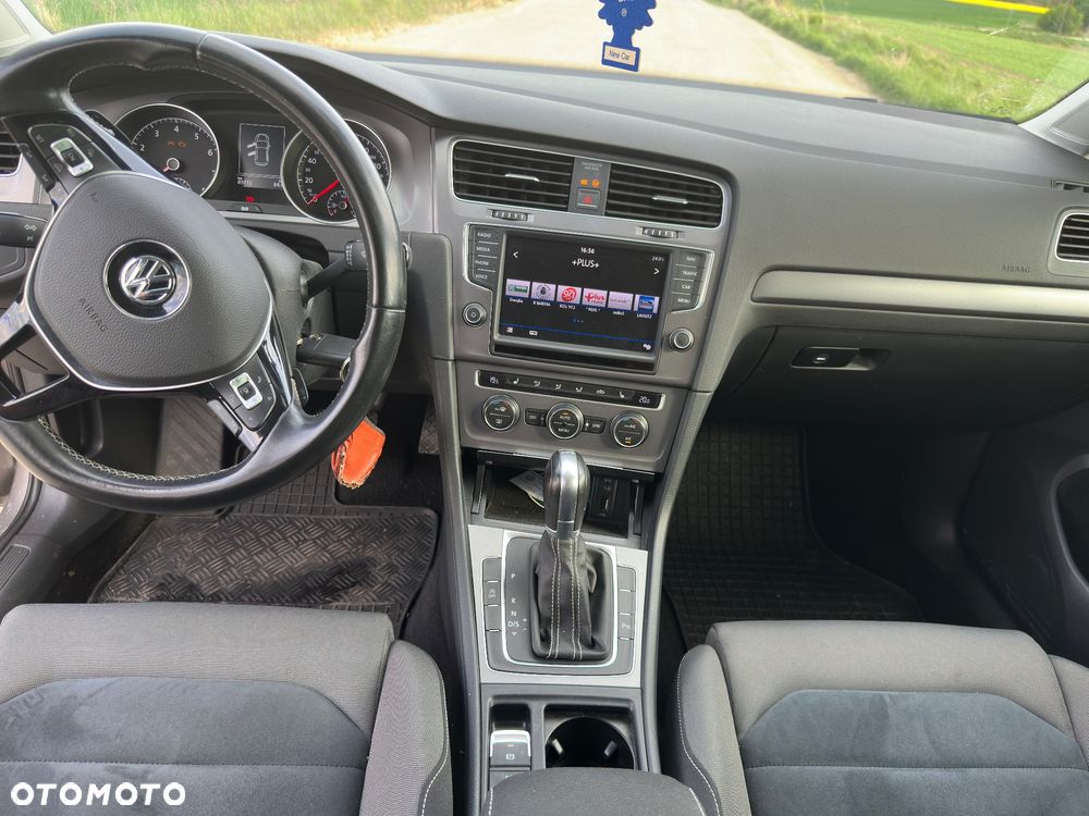 Volkswagen Golf 1.4 TSI BlueMotion Technology DSG Lounge - 9
