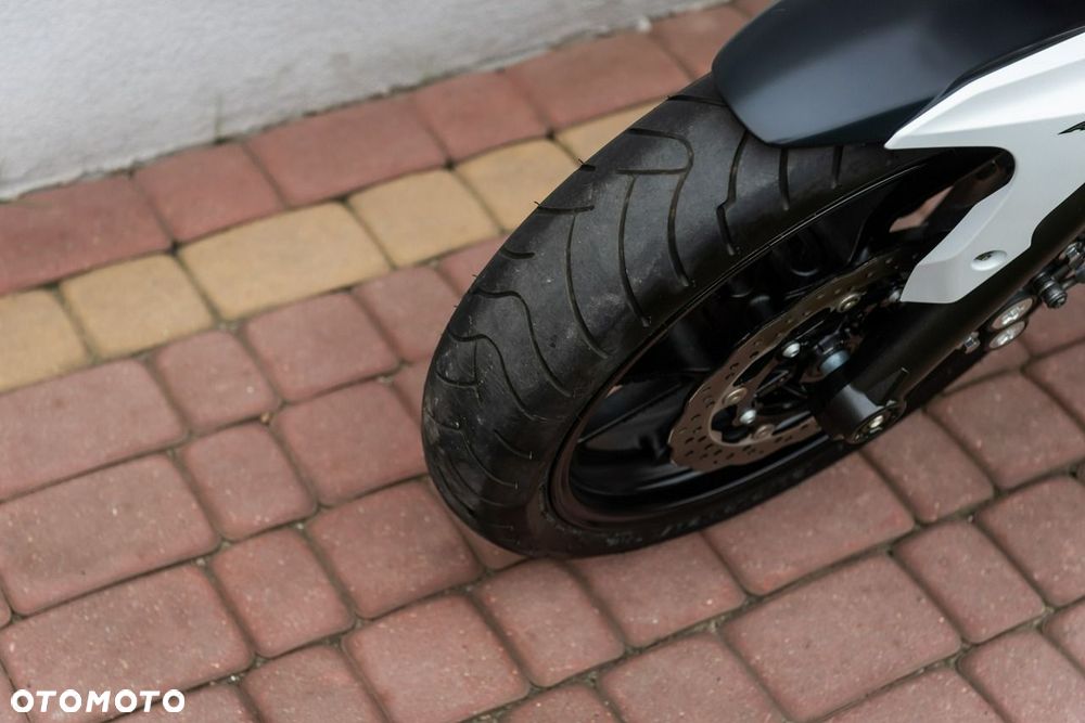 Yamaha MT - 9