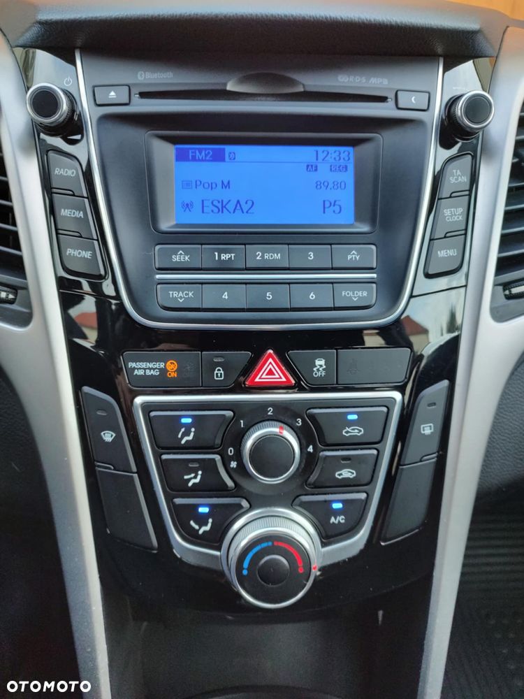 Hyundai i30 1.6 CRDi Classic + - 14