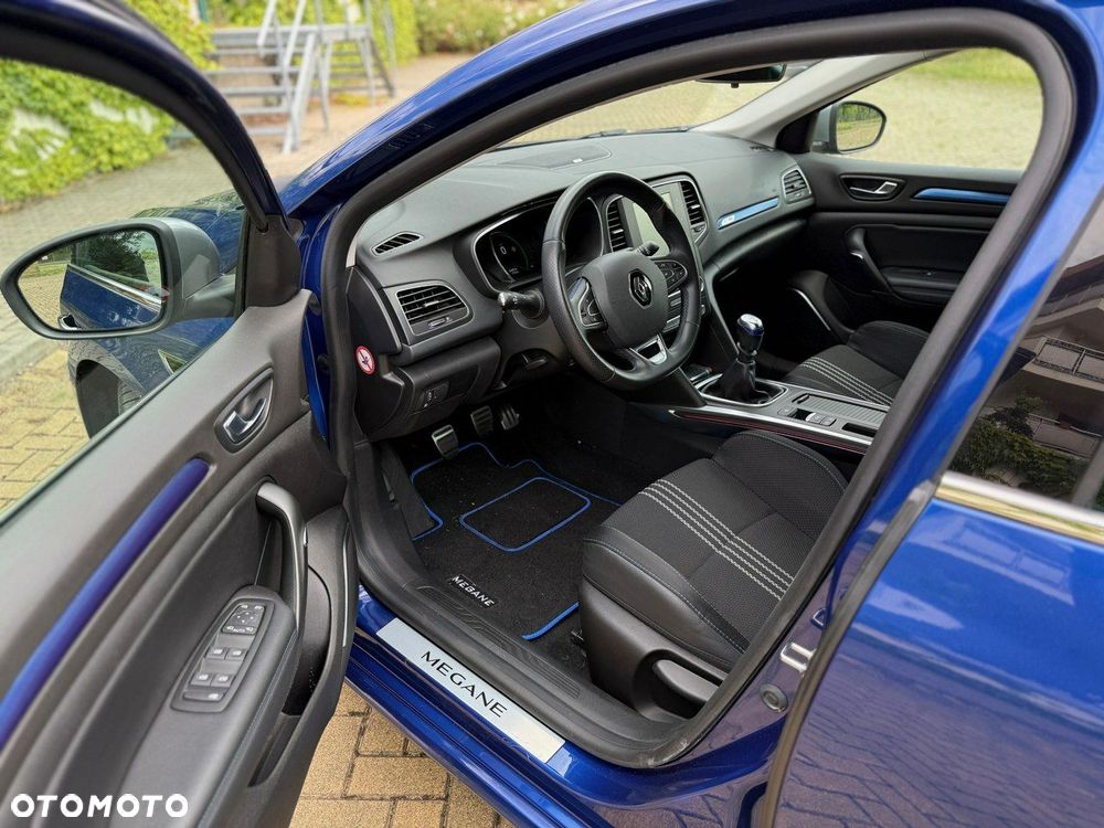 Renault Megane TCe 140 GPF GT LINE - 5