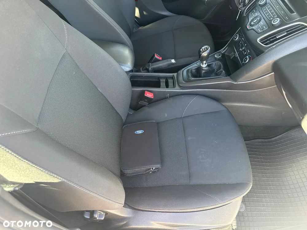 Ford Focus 1.5 TDCi Gold X - 25