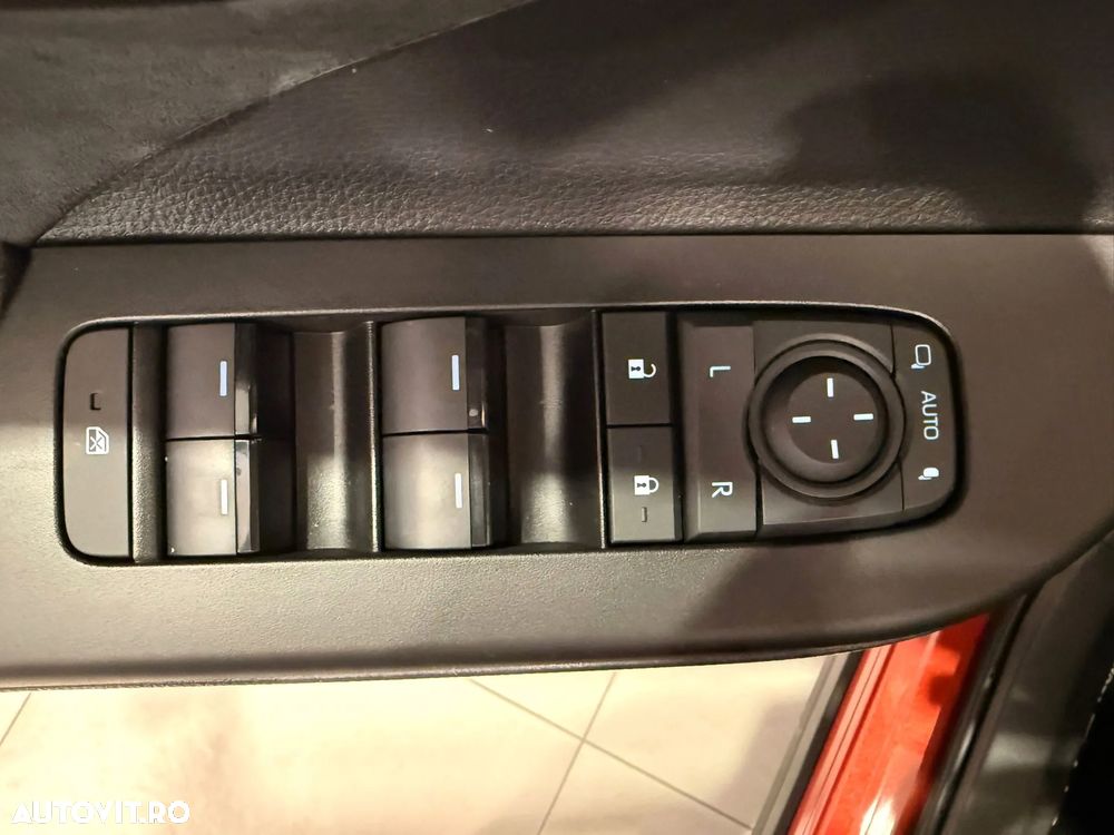 Toyota C-HR 1.8 HEV 140 CP 4x2 CVT Exclusive - 23