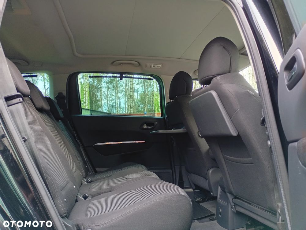 Peugeot 5008 - 23