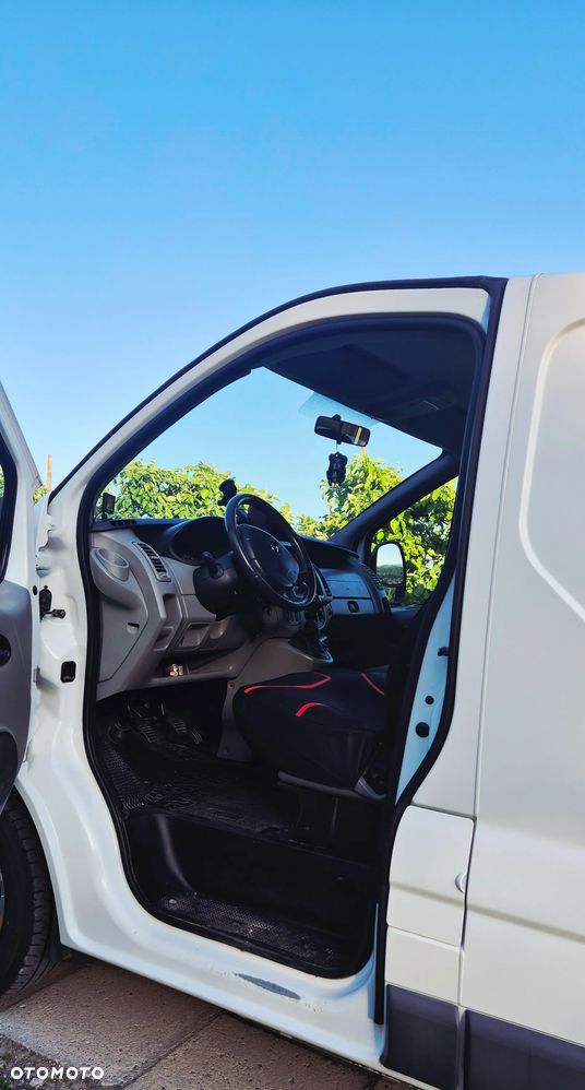 Opel Vivaro L1H1 2.9t - 10
