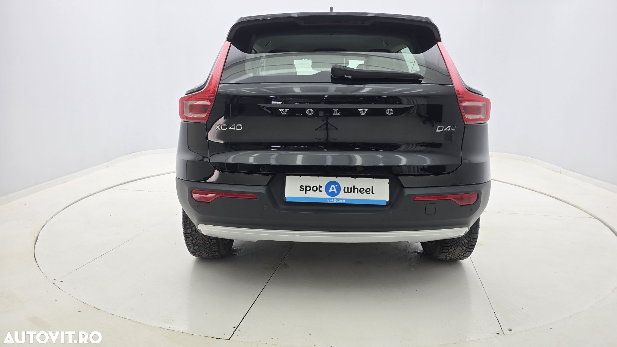 Volvo XC 40 D4 AWD Momentum Pro - 7