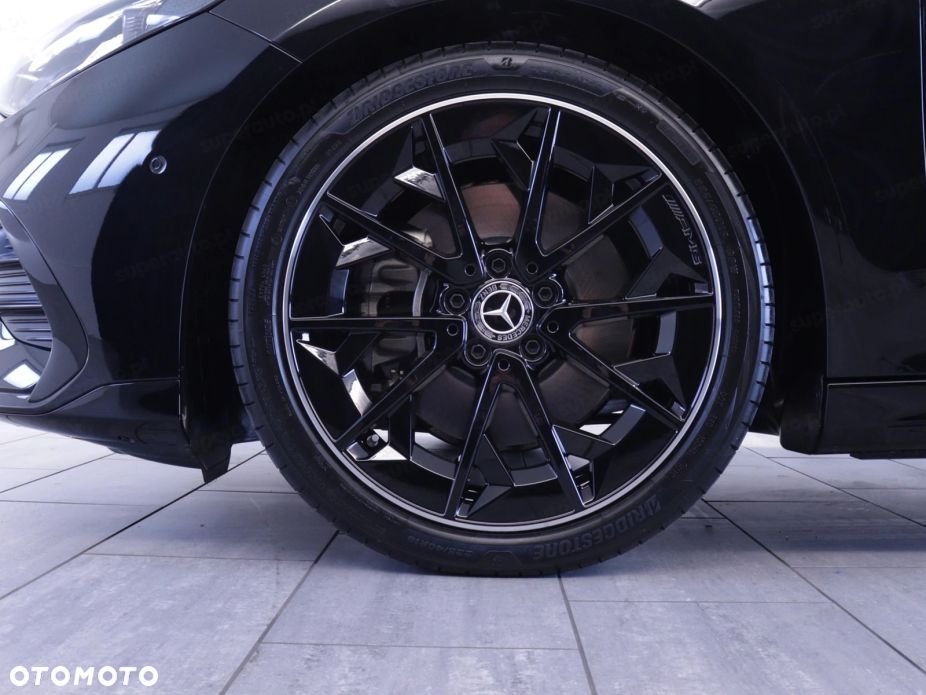 Mercedes-Benz CLA 200 mHEV 8G-DCT - 17
