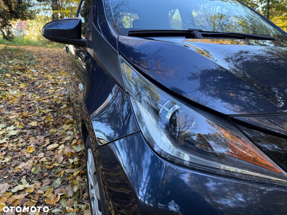 Toyota Aygo x-play touch - 17