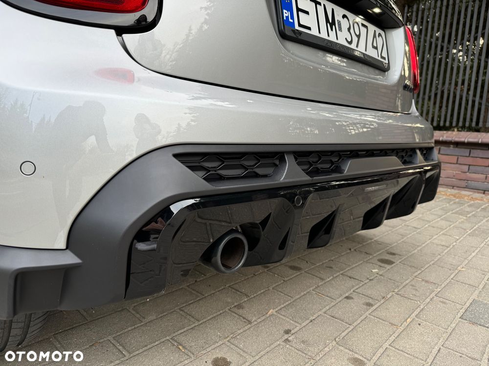 MINI Cooper John Works Trim - 3