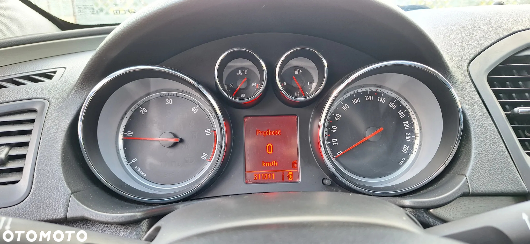 Opel Insignia 2.0 CDTI - 15