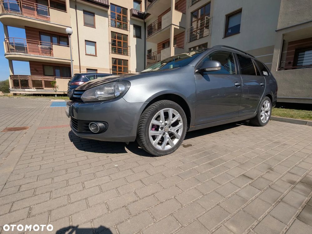 Volkswagen Golf 1.6 TDI DPF Comfortline - 11