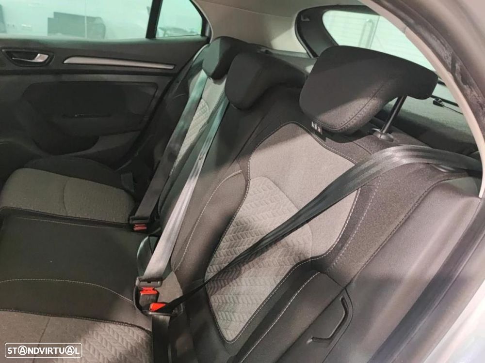 Renault Mégane 1.5 Blue dCi Limited - 3